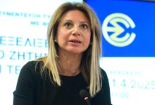 Επίθεση-Καρυστιανού-σε-Βελόπουλο:-«Μπλόκαρε»-τη-συζήτηση-για-τα-Τέμπη-στο-Ευρωκοινοβούλιο