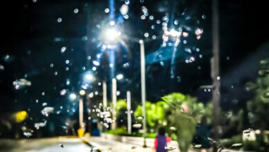 Καιρός-σήμερα:-Υψηλές-θερμοκρασίες-έως-30-βαθμούς-στην-Αττική-και-τοπικές-βροχές