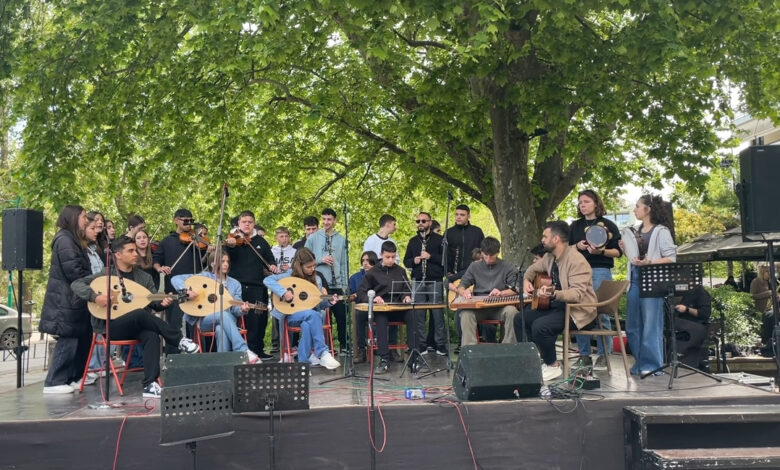 Το-Μουσικό-Σχολείο-Τρικάλων-στη-δράση-Θε-ΤΑΛΩΣ-με-ήχο-και-χρώμα