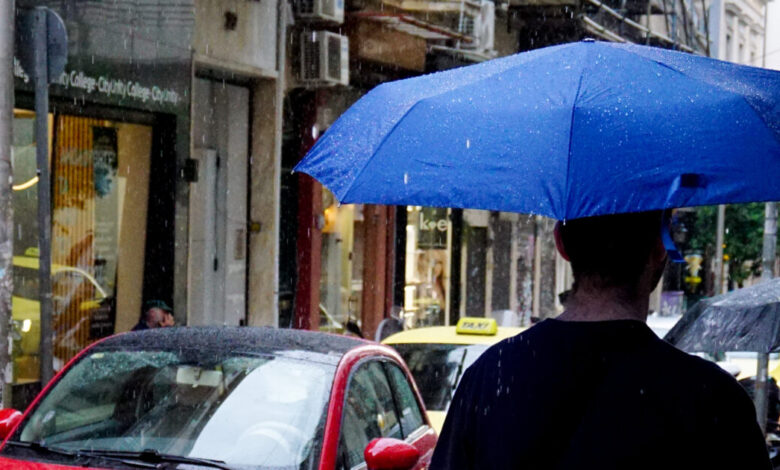 Καιρός-σήμερα:-Στα-ύψη-η-θερμοκρασία-και-η-μεταφορά-αφρικανικής-σκόνης-–-Σε-ποιες-περιοχές-θα-βρέξει