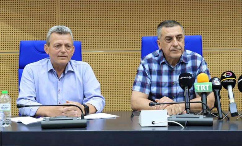 Απάντηση-Κουρέτα-σε-Αγοραστό:-«Δεν-γκρεμίζω,-μόνο-χτίζω»