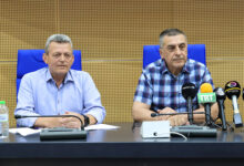 Συγκίνηση-και-δάκρυα-στην-“αποστρατεία”-του-Ηλία-Λεοντάρη-από-την-Περιφέρεια-Θεσσαλίας