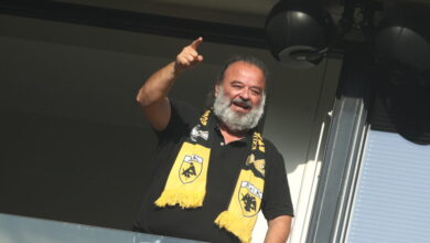 Ο-Μάριος-Ηλιόπουλος-έδωσε-πριμ-στη-γυναικεία-ομάδα-της-ΑΕΚ-για-τη-κατάκτηση-του-πρωταθλήματος