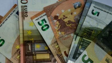 «Κομπίνα-εκατομμυρίων»-στην-Καρδίτσα:-Λογιστής-έκλεβε-επιδόματα-από-Ρομά-–-«Τα-έπαιρνε-όλα-δεν-άφηνε-ούτε-σεντ»