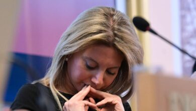 Μαρία-Καρυστιανού:-Σπαρακτική-ανάρτηση-για-τη-Γιορτή-της-Μητέρας-με-φωτογραφία-της-κόρης-της-–-«Θα-σας-αγκαλιάσουμε-ξανά!»