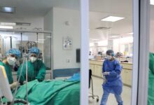 Παγκόσμια-ημέρα-νοσηλευτών:-Οι-αφανείς-ήρωες-που-παλεύουν-και-με-τις-πληγές-του-συστήματος-–-«Χωρίς-εμάς-δεν-υπάρχει-ΕΣΥ»