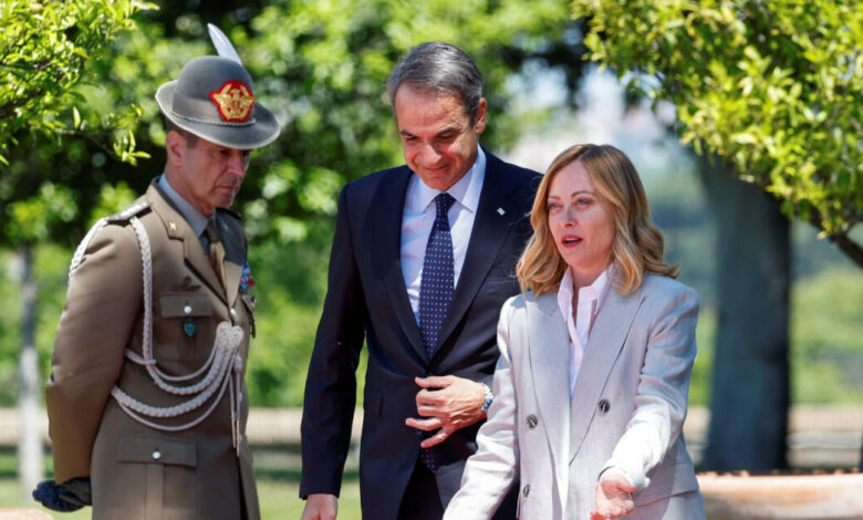 Συνάντηση-Μητσοτάκη-–-Μελόνι-στη-επιβλητική-villa-pamphili-στην-Ρώμη