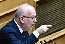 Φλωρίδης:-Τα-Χριστούγεννα-είχαν-ενεργοποιηθεί-50.000-ψεύτικοι-λογαριασμοί-που-ενημέρωναν-για-τα-Τέμπη
