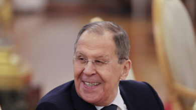 Ο-Λαβρόφ-θα-ηγηθεί-της-ρωσικής-αντιπροσωπείας-στην-Τουρκία-για-τις-ειρηνευτικές-συνομιλίες-με-την-Ουκρανία,-λένε-διεθνή-ΜΜΕ