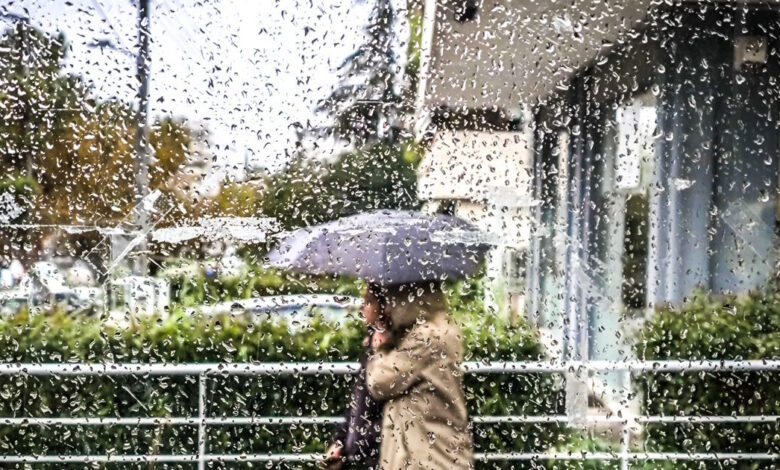 Καιρός-αύριο:-Ισχυροί-άνεμοι-και-καταιγίδες-σε-Θεσσαλία-και-Κυκλάδες-–-Στους-25-βαθμούς-η-θερμοκρασία