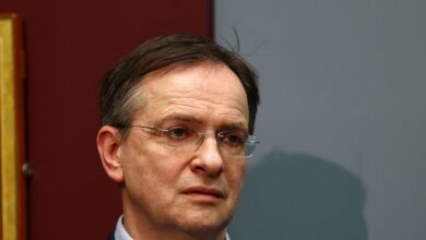 Η-ομάδα-του-Πούτιν-στην-Κωνσταντινούπολη-για-τις-συνομιλίες-με-την-Ουκρανία:-Ο-σύμβουλος,-ο-διπλωμάτης,-ο-κατάσκοπος-και-οι-αφανείς-παίκτες
