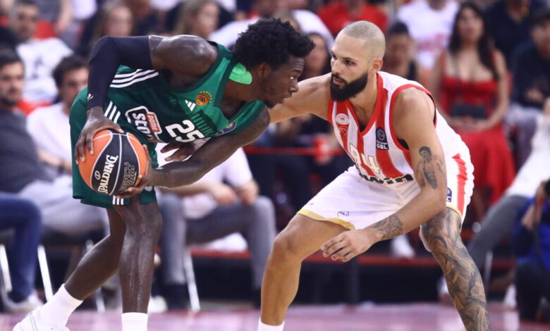 euroleague:-Κέντρικ-Ναν-και-Εβάν-Φουρνιέ-υποψήφιοι-για-τη-magic-moment-της-σεζόν