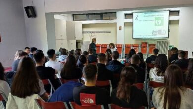 Σεμινάριο-ΚΑΡΠΑ-στο-8ο-ΓΕΛ-Τρικάλων-για-μαθητές-Α’-Λυκείου