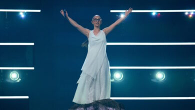 eurovision-2025:-Χειροκροτήματα,-φωνές-και-συγκίνηση-για-την-εμφάνιση-της-klavdia-–-Η-«Αστερομάτα»-της-μάγεψε-το-κοινό