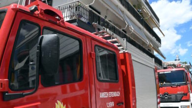 Θεσσαλονίκη:-Φωτιά-σε-δύο-απορριμματοφόρα-σε-πάρκινγκ-στην-Πυλαία