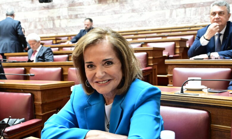 Ντόρα-Μπακογιάννη-για-Αντώνη-Σαμαρά:-Θέλει-να-ρίξει-Μητσοτάκη-δεύτερη-φορά-–-Το-δις-εξαμαρτείν-ουκ-ανδρός-σοφού