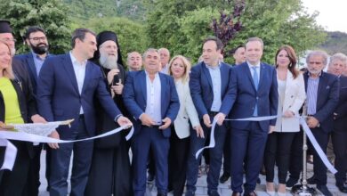 eγκαίνια-για-τη-νέα-πλατεία-Πύλης-(φωτο)