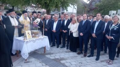 Εγκαινιάστηκε-η-νέα-πλατεία-της-Πύλης-–-Παρουσία-υπουργών-και-βουλευτών