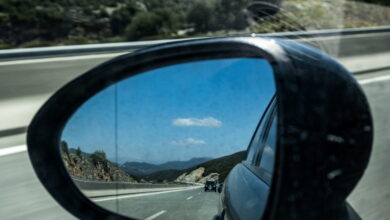 Λαμία:-Συνελήφθη-να-οδηγεί-χωρίς-δίπλωμα-για-6η-φορά,-στο-δικαστήριο-συνέλαβαν-και-τον-πατέρα-του