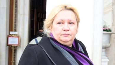 Καίτη-Φίνου:-«Δεν-μπορώ-να-δω-ακόμη,-το-ένα-μάτι-είναι-εντελώς-θαμπό»