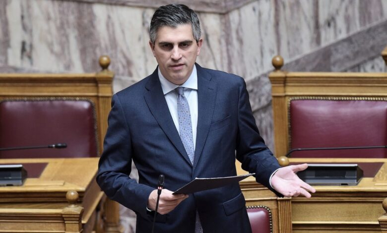 Στα-εργοτάξια-του-Ε65-ο-υπουργός-Υποδομών-Χρήστος-Δήμας