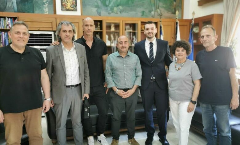 Συνάντηση-Σακκά-με-εκπροσώπους-του-ΑΟ-Τρίκαλα-Μπάσκετ
