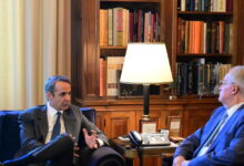 Μητσοτάκης-σε-Τασούλα-για-την-άρση-της-μονιμότητας-στο-Δημόσιο:-Απαιτείται-ευρύτερη-κοινοβουλευτική-συναίνεση