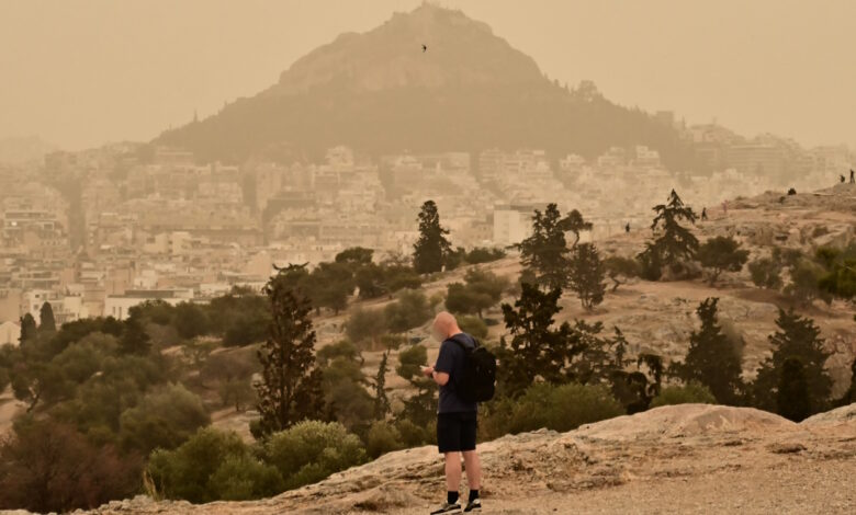 Καιρός-σήμερα:-«Έρχονται»-αφρικανική-σκόνη-και-θερμοκρασίες-έως-35-βαθμούς-–-Βροχές-σε-Ιόνιο-και-Θράκη