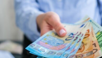 Επίδομα-αδείας-καλοκαιριού-2025:-Πότε-πληρώνεται-από-τους-εργοδότες,-πώς-υπολογίζεται