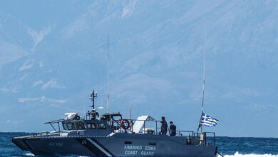 Χανιά:-Χειροπέδες-σε-τρεις-Σουδανούς-για-διακίνηση-μεταναστών