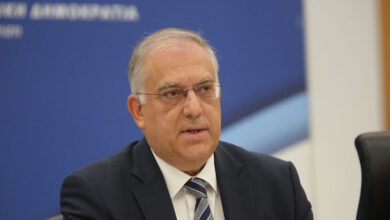 Θεοδωρικάκος:-Αναγκαία-για-την-κοινωνία-και-την-οικονομία-η-άρση-μονιμότητας-στο-Δημόσιο