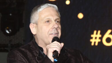 Τάσος-Δούσης-προς-νεόπλουτους:-«Κακό-είναι-τα-χρήματα-να-σε-κάνουν-μαλ@@α»