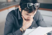 Πνευματικά-δικαιώματα-χωρίς-ηχεία-–-Επιχειρήσεις-στον-γκρεμό,-εταιρείες-με-τιμολόγια-φωτιά