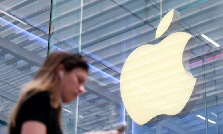 Ο-Τραμπ-απειλεί-με-δασμούς-25%-την-apple
