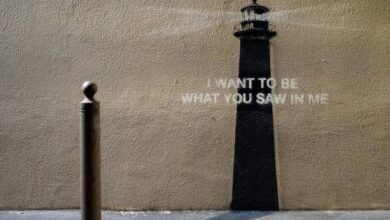 Νέο-έργο-του-banksy:-Ένας-φάρος-στο-άγνωστο-Μυστήριο-η-τοποθεσία-του-έργου