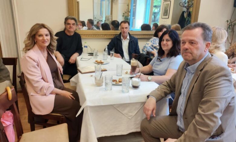 Τρίκαλα:-Ο-ΣΕΠΕ-τίμησε-τους-εκπαιδευτικούς-που-αφυπηρέτησαν-το-2024