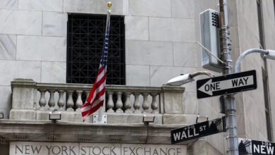 wall-street:-Μεικτά-πρόσημα-στο-κλείσιμο-της-εβδομάδας-μετά-τις-νέες-εντάσεις-στο-μέτωπο-των-δασμών