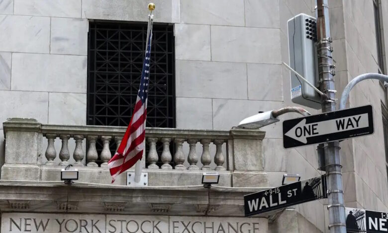 wall-street:-Μεικτά-πρόσημα-στο-κλείσιμο-της-εβδομάδας-μετά-τις-νέες-εντάσεις-στο-μέτωπο-των-δασμών