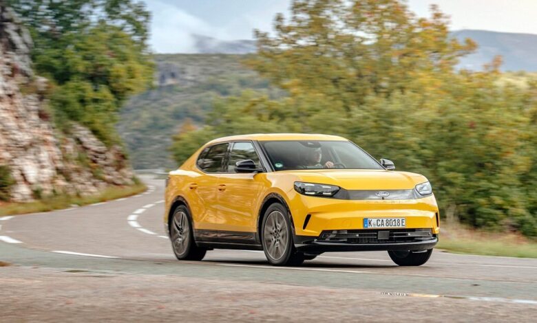 ford:-Περισσότερος-εξοπλισμός-με-τις-νέες-εκδόσεις-των-ηλεκτρικών-explorer-και-capri