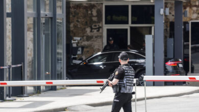 Ο-Ερντογάν-διαλύει-την-αντιπολίτευση-στην-Τουρκία:-Νέο-μπαράζ-συλλήψεων-δημάρχων-και-στελεχών-μετά-τις-διώξεις-κατά-Ιμάμογλου