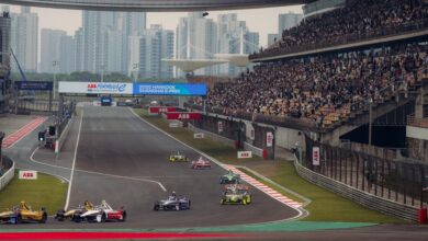 formula-e:-Μοναδικές-προσπεράσεις-χάρισαν-σήμερα-στη-Σαγκάη-οι-οδηγοί