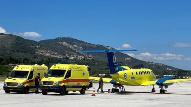 Μυτιλήνη:-Αντίστροφη-αεροδιακομιδή-–-Γιατρός-από-την-Αθήνα-πέταξε-στο-νησί-για-να-σώσει-41χρονο-με-έμφραγμα