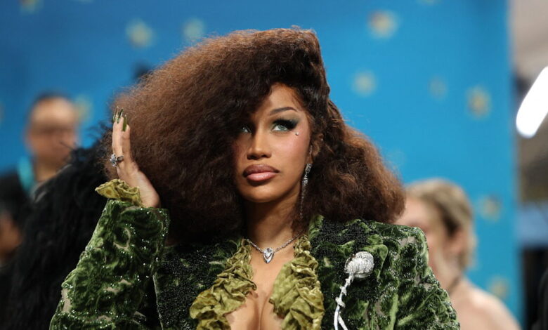 Η-cardi-b-με-ένα-«καυτό»-twerk-επιβεβαιώνει-τη-νέα-της-σχέση-με-τον-αθλητή-του-nfl