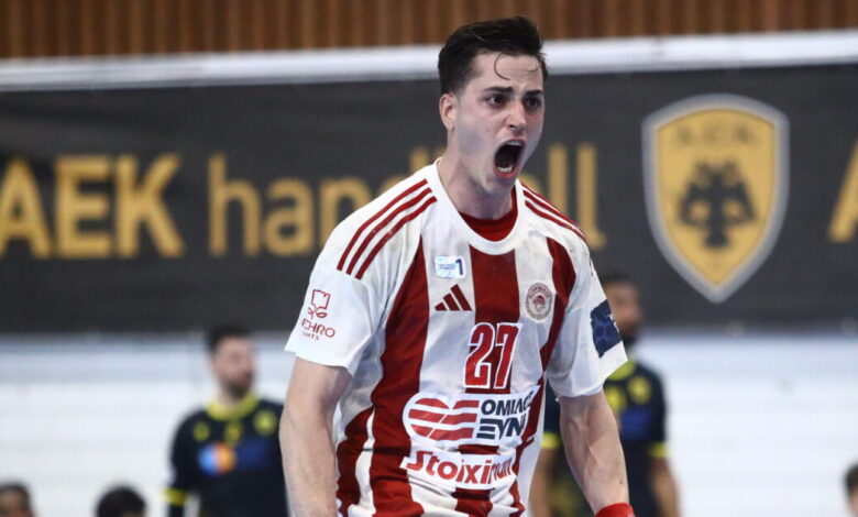 ΑΕΚ-–-Ολυμπιακός-27-32:-Μπρέικ-και-1-0-για-τους-Πειραιώτες-στους-τελικούς-του-πρωταθλήματος-χάντμπολ-ανδρών