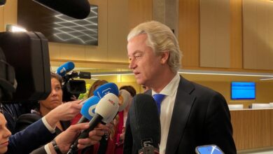 Ολλανδία:-Ο-ηγέτης-της-ακροδεξιάς-Γκέερτ-Βίλντερς-αποχώρησε-από-τον-κυβερνητικό-συνασπισμό-για-τις-πολιτικές-ασύλου