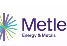 metlen:-Νέα-στρατηγική-τροχιά-με-το-βλέμμα-στο-Λονδίνο