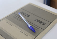 Πανελλήνιες-2025:-Σε-Λατινικά,-Χημεία-και-Πληροφορική-εξετάζονται-σήμερα-οι-υποψήφιοι-των-ΓΕΛ