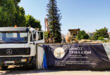 Η-Αρχαιολογική-Υπηρεσία-έστειλε-την-αστυνομία-στα-έργα-της-πλατείας