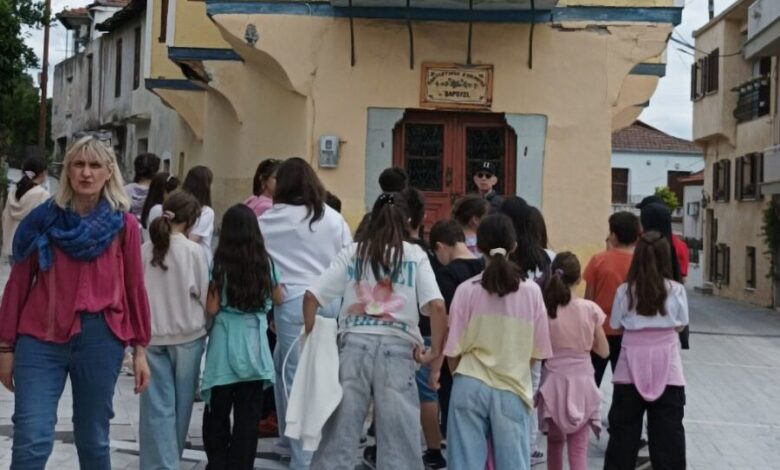 Ξενάγηση-στο-Βαρούσι-για-τους-μαθητές-του-4ου-Δημοτικού-Σχολείου-Τρικάλων