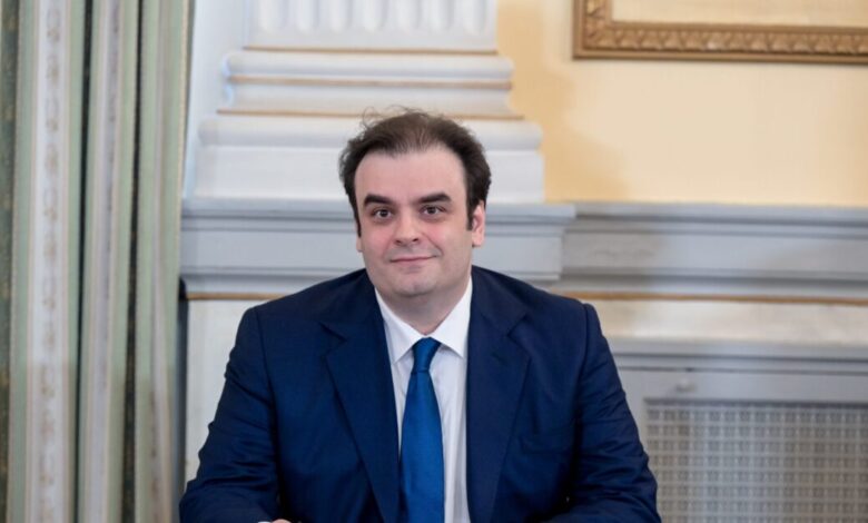 Πιερρακάκης:-Επιτυχία-της-χώρας-η-ενεργοποίηση-της-ρήτρας-διαφυγής-για-τις-αμυντικές-δαπάνες